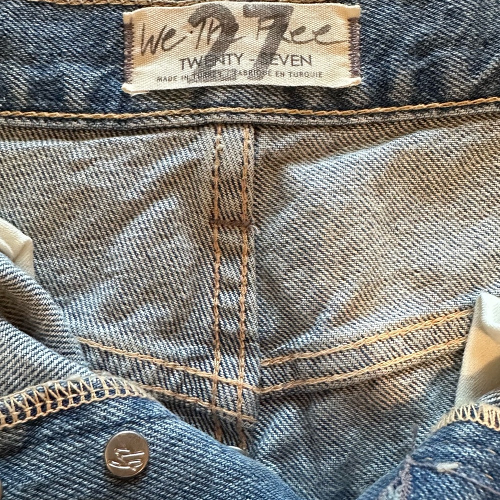 NWT Free People | We The Free Lasso Shorts Frayed-Hem Distressed Denim Size 27 - Picture 5 of 5